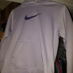 NIKE pale purple sweatshirt
